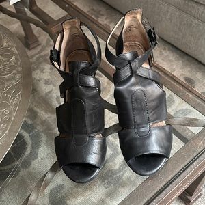 Seychelles Black Leather Peep Toe Heels